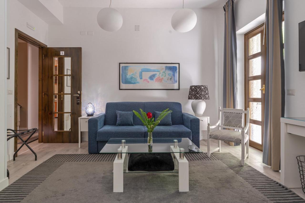 Donnalaura Bed & Breakfast Messina Dış mekan fotoğraf